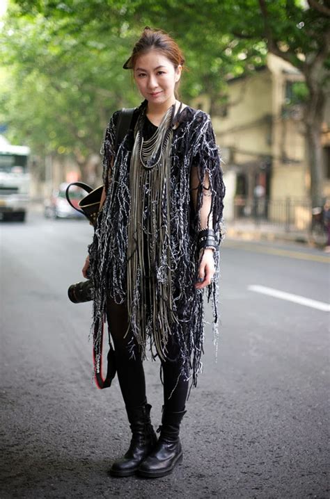 skinny buddha: Shanghai street style