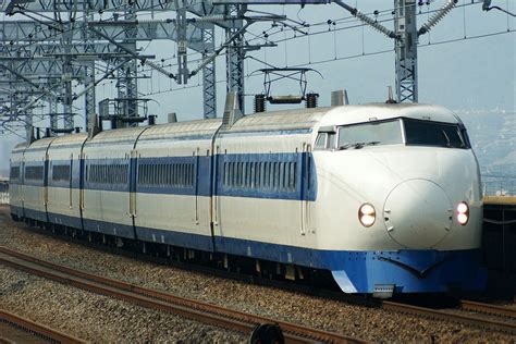 50 YEAR CLUB: Half a century of the Shinkansen, or bullet train | Japanese Nostalgic Car