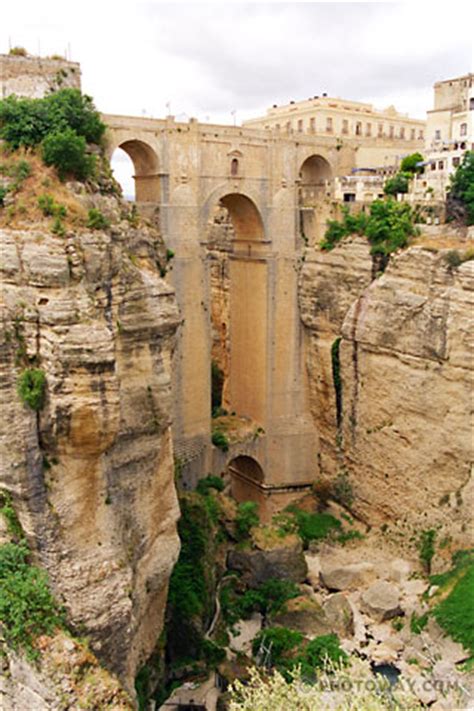 Ronda Bridge Photo of Ronda in Spain Photos of Puente Nuevo Ronda