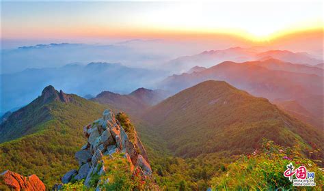 Enjoy a trip to Wuling Mountain - People's Daily Online