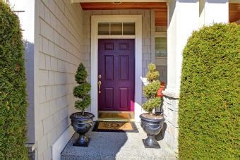 Creating Good Feng Shui for Your Front Porch | LoveToKnow