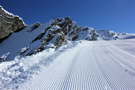 Val Thorens ski pass prices