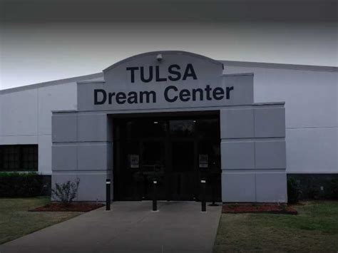 Tulsa Dream Center Food Pantry and Hot Maels - FreeFood.org