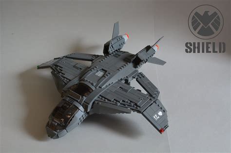 Quinjet (1) | Lego star trek, Lego models, Lego cars