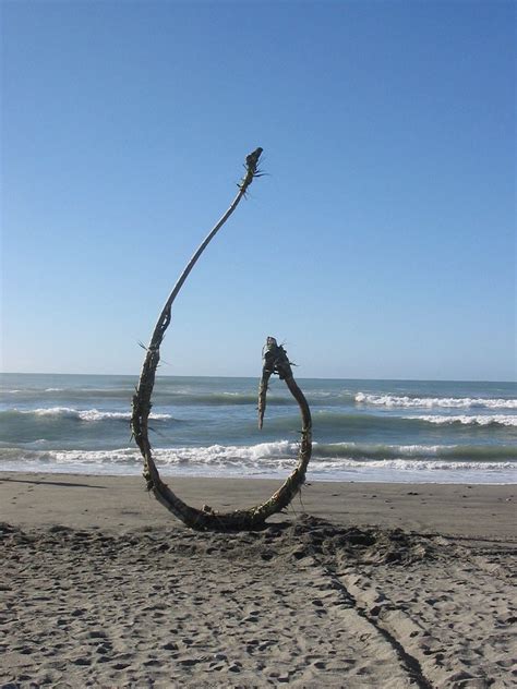 Beach Sculpture Free Photo Download | FreeImages