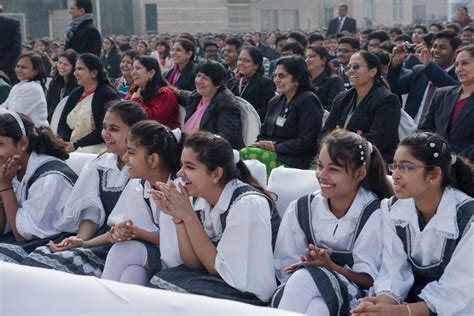 Visit to Dayanand Anglo-Vedic (DAV) School -… | The 14th Dalai Lama