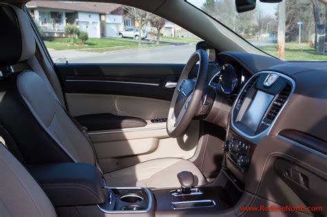 2013 Chrysler 300c luxury series interior