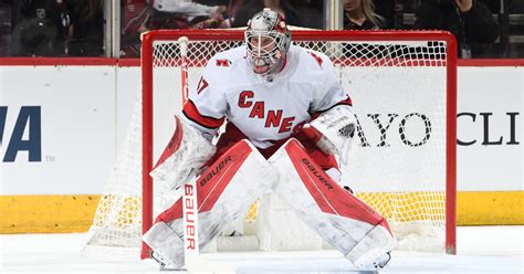 About Last Season: James Reimer Performance Review and Grade - Canes Country