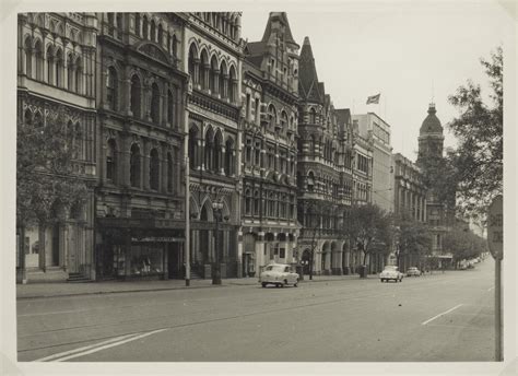 The same part of Collins Street (Circa 1950) : r/melbourne