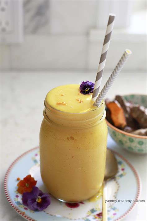 Turmeric Smoothie Recipe - Yummy Mummy Kitchen