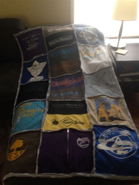 T-shirt quilt with fleece backing, rag style | Shirt quilt, Quilts, Fleece