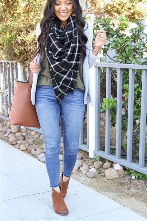 5 Ideas for Layering + 13 Outfits with Layering for You to Copy