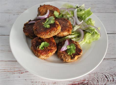 Easy Pakistani Shami Kabab Recipe - The Spice Mess