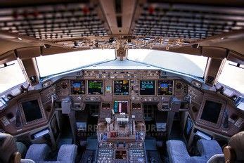 N852FD - FedEx Federal Express Boeing 777F photo (5799 views) | Flight simulator cockpit ...