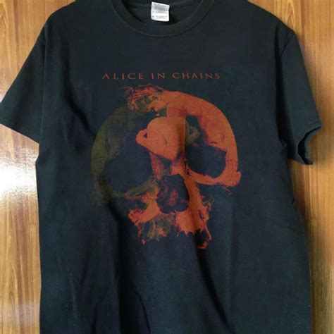 alice in chains tour t shirt Condition New Size L:... - Depop