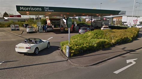 Morrisons cuts petrol price at borough filling stations to below £1 per litre - Gedling Eye