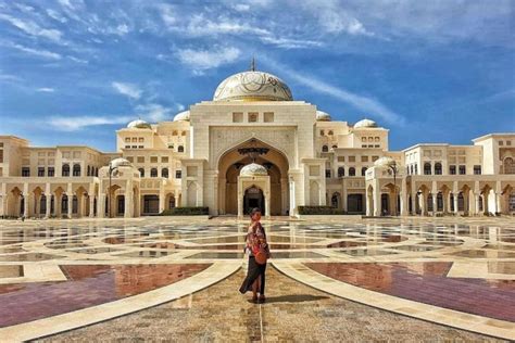 Abu Dhabi's Qasr Al Watan Launches Self Guided Tour In 5 Languages