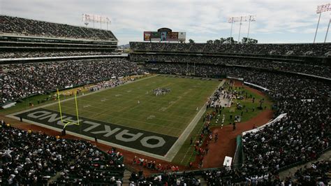 Raiders agree to extension to remain at Oakland Coliseum | ABC10.com