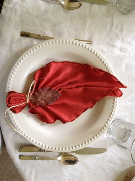 Creative Wedding Ideas for Table Napkins | Accordion fold, Thanksgiving ...