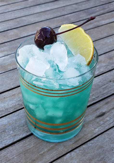 Margaritaville Fins Up Cocktail Recipe - Secret Copycat Restaurant Recipes