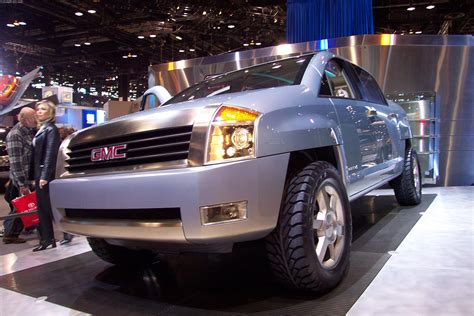 2002 GMC Terra 4 Concept - conceptcarz.com