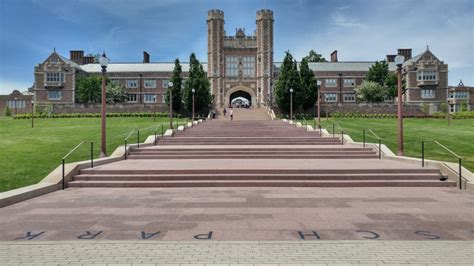 WUSTL East End Photo Tour - NextSTL