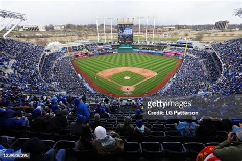 926 Kauffman Stadium View Stock Photos, High-Res Pictures, and Images ...