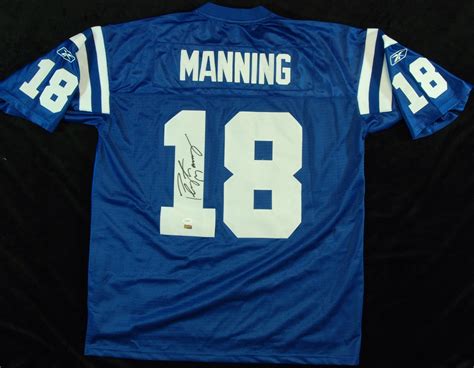 Peyton Manning Cards, Rookie Cards and Memorabilia Buying Guide