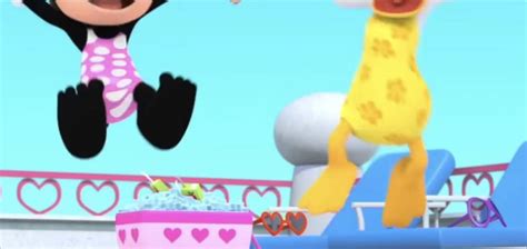 Minnie and daisy feet scene 2 part 1 by Romanceguy on DeviantArt