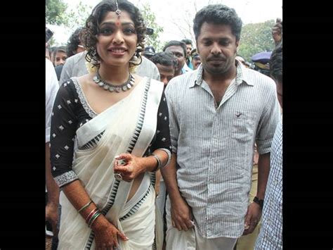 Aashiq Abu | Rima Kallingal | Wedlock | Register Marriage | Pictures | Wedding Pictures ...