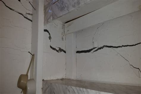 Cracks in Basement Wall [a detailed study] - Structural Guide