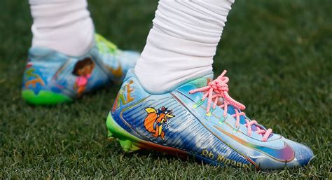 SoleWatch: OBJ_3 wearing Dora the Explorer custom cleats by K_obrand during warm-ups ...