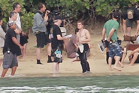 Jennifer Lawrence & Shirtless Josh Hutcherson: 'Catching Fire' Sea Scenes! - Peeta Mellark and ...