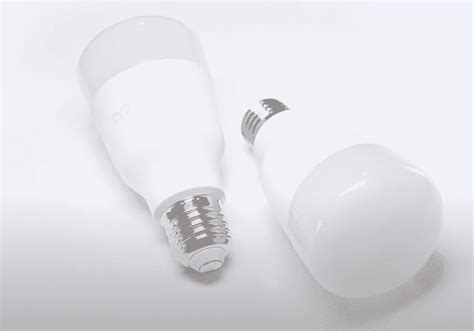 Yeelight E26 vs E27- Which One? - DIY Smart Home Hub