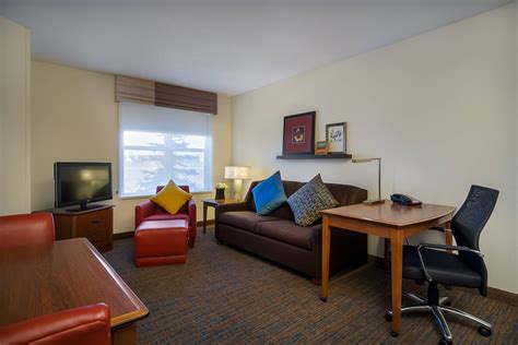 Hotels Madison West Side with Indoor Pool | Residence Inn Madison West ...