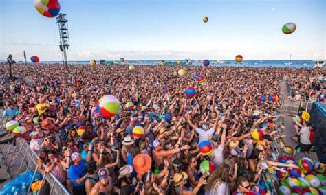 Best Beach Festivals across the Globe to Enjoy Summers Even More