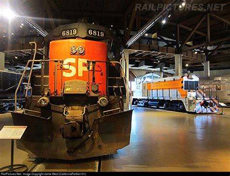 RailPictures.Net Photo: SP 6819 Southern Pacific Railroad EMD SD45T-2 ...