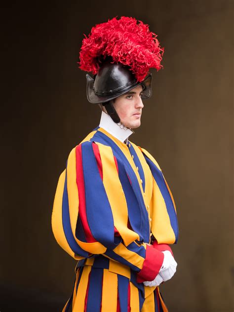 13 Facts About the Swiss Guards You Probably Didn't Know - Newly Swissed Online Magazine