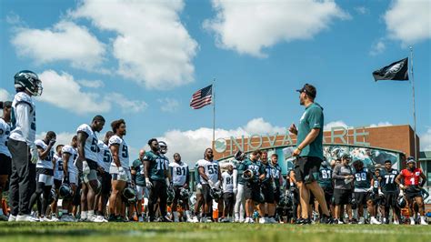 Eagles announce initial 53-man roster