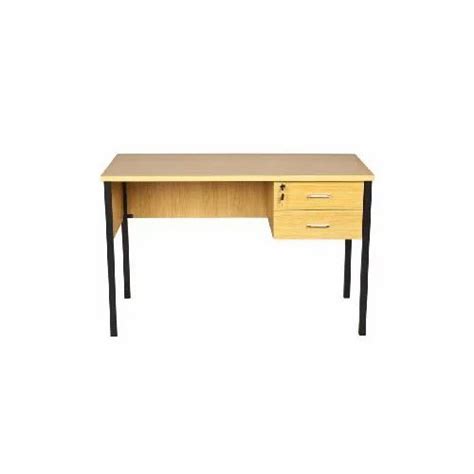 Teacher Table - Wooden Teacher Table Manufacturer from New Delhi