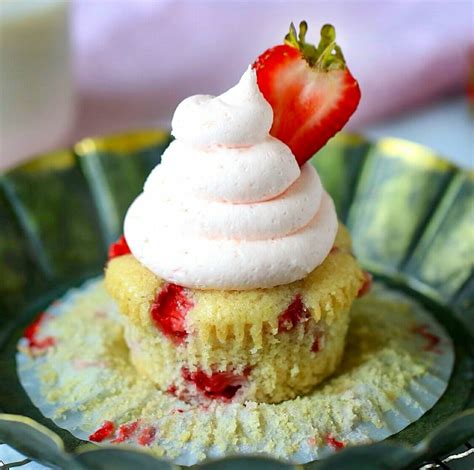 Gluten Free Strawberry Cupcakes | Best gluten free cupcakes, Dairy Free