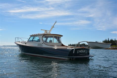 Charter a Hinckley Jet Boat – The Hinckley Talaria | Ellis Boat Charters