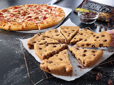 Pizza Hut Cookie Dessert - Business Insider