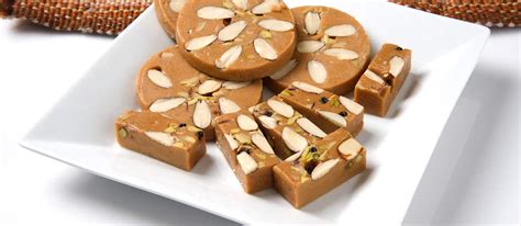 Sohan Halwa | Traditional Dessert From Multan, Pakistan