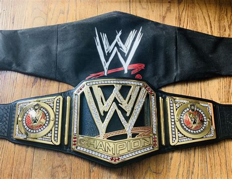Undisputed WWE Universal Championship Replica Title Belt, 53% OFF