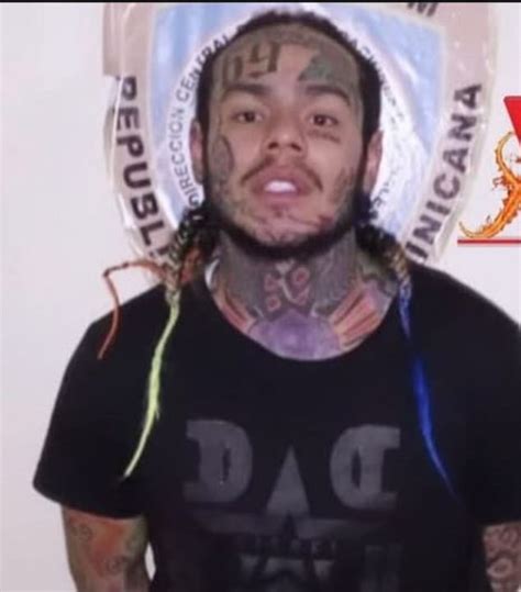 Moment Brooklyn rapper 6ix9ine is arrested for 'beating up two ...