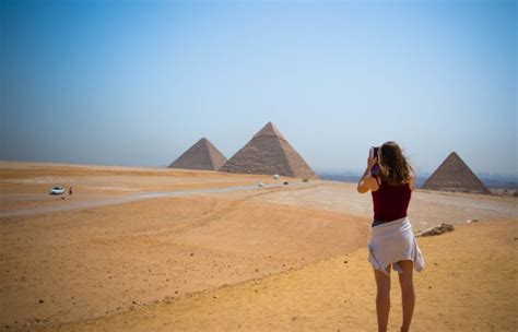 Egypt Private Tours l Egypt Pyramids Tour Packages