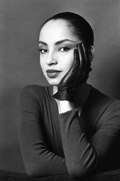 Sade's Birthday: Singer Turns 54, A Look Back At Her Timeless Style (PHOTOS) Sade Adu, Beautiful ...