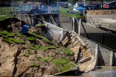 Failed dam owner fought with state over Wixom Lake levels before flood - mlive.com