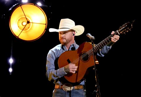 Fans Applaud Cody Johnson's Willie Nelson Tribute at ACM Awards ...